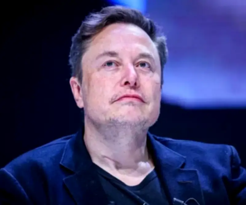 Musk quería US$80.000 millones para colonizar Marte, según OpenAI