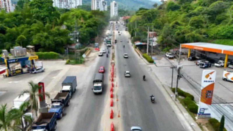 Obras del Tercer Carril en Floridablanca superan el 90 % de demolición