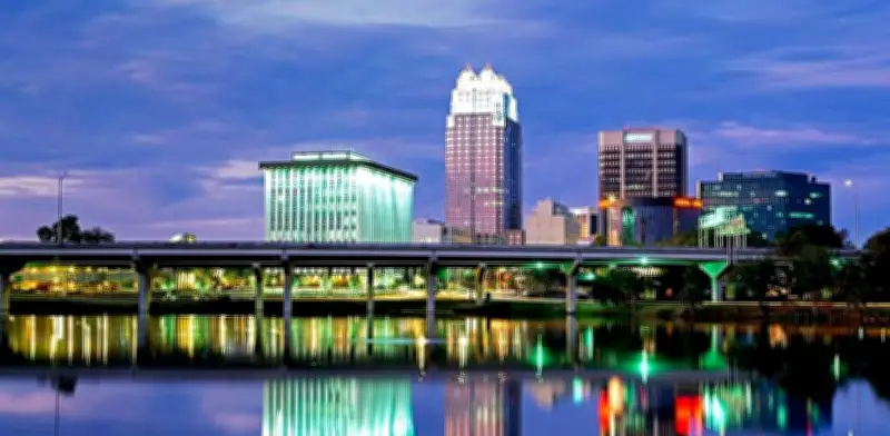 Orlando rompe récord de visitantes en 2025; turismo colombiano sube 5%