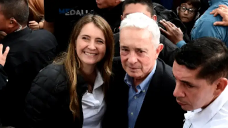 Paloma Valencia defiende su alianza con Uribe y critica la paz total