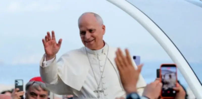 Papa León XIV celebra su primer año en Pompeya con llamado a la paz