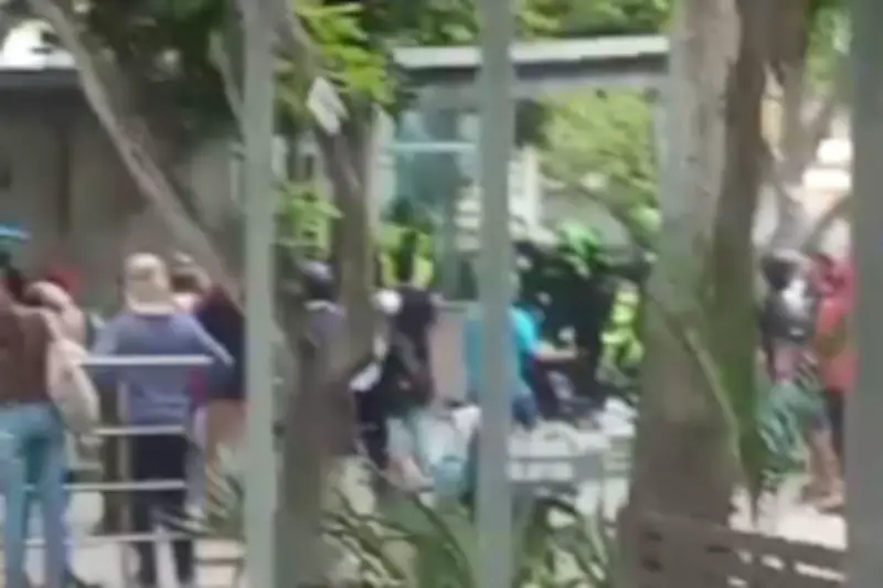 Patrullera hiere a presunto asaltante en CAI de Barranquilla