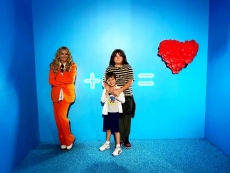 Paulina Rubio arremete contra periodista en juicio por custodia de su hijo