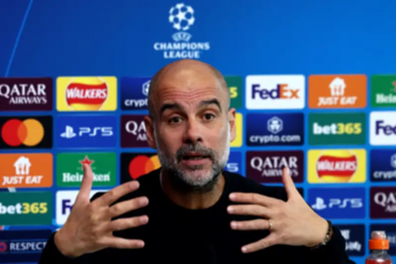 Pep Guardiola ironiza sobre el PSG-Bayern: 'vaya partido asqueroso'