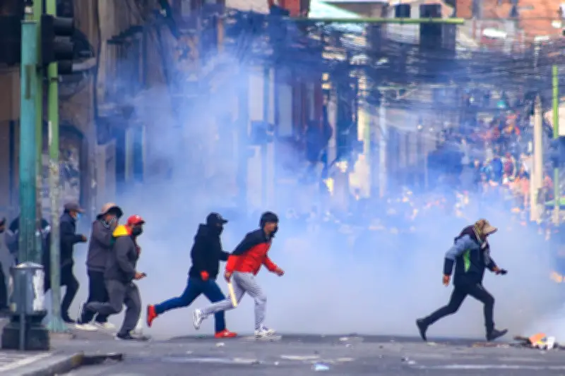 Petro califica crisis en Bolivia como insurrección popular