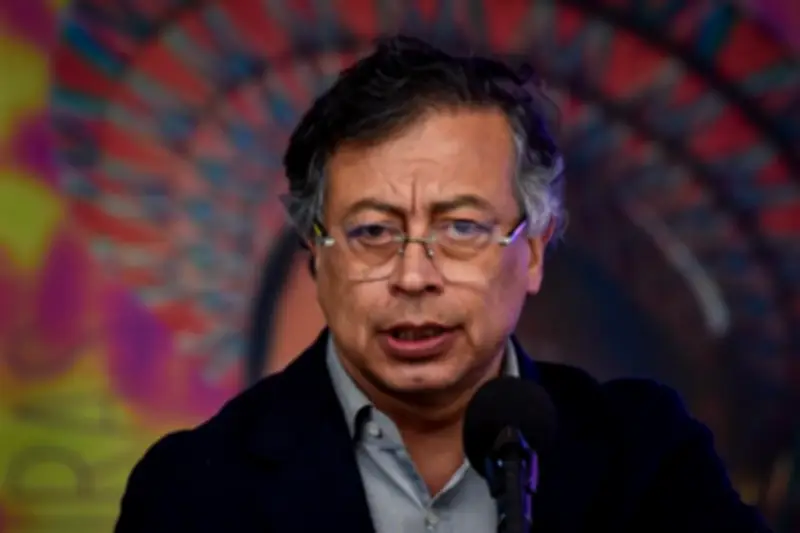 Petro confirma orden de bombardeo al ELN en Catatumbo: "Nada justifica crímenes"