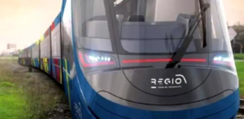 Petro culpa a Bogotá por quedar fuera del Regiotram del Norte: no aparecieron
