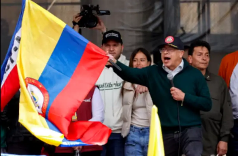 Petro en Medellín: Constituyente y reformas sociales marcan el 1 de mayo