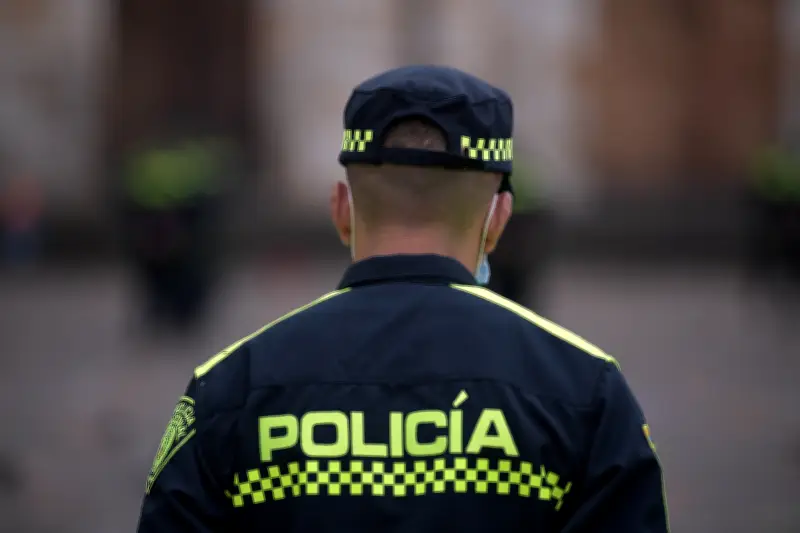 Policía capturado por tener sexo con detenida en Ipiales