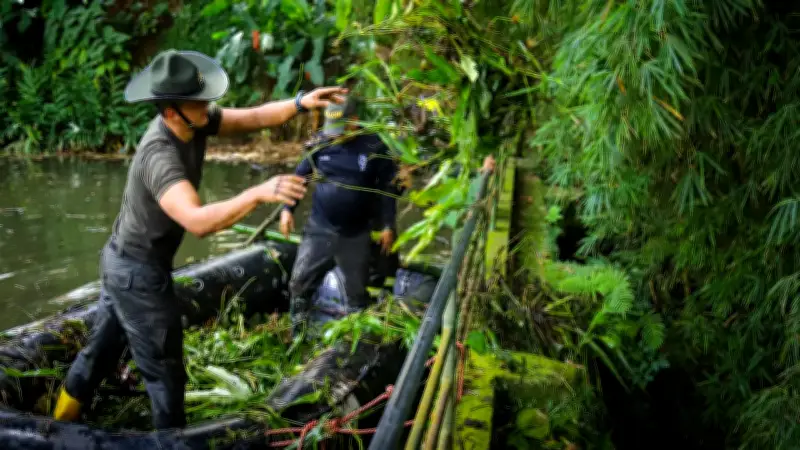 Policía y comunidad limpian el Lago de las Babillas en Bucaramanga