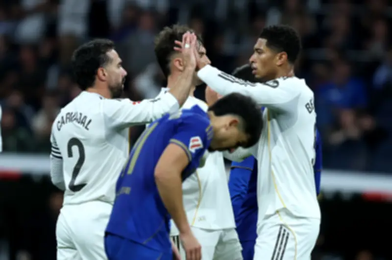 Real Madrid vence 2-0 al Oviedo en partido sin trascendencia
