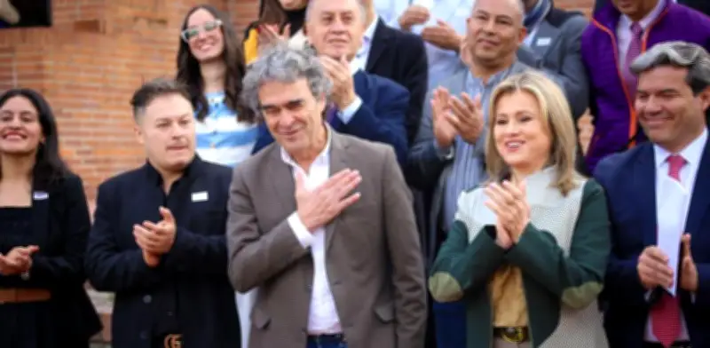 Registraduría avala comité 'anticonstituyente' de Fajardo para recolectar firmas
