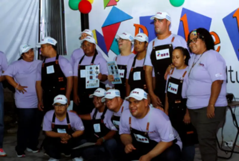 Restaurante inclusivo atendido por jóvenes con síndrome de Down en Olaya Herrera