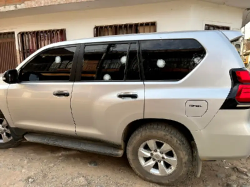 Roban camioneta de la UNP asignada a la guardia indígena en Cajibío, Cauca