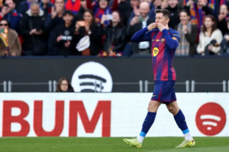 Robert Lewandowski confirma su salida del Barcelona al final de la temporada