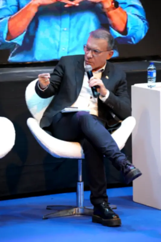Roy Barreras arremete contra Abelardo de la Espriella: "Es el abogado de la mafia"