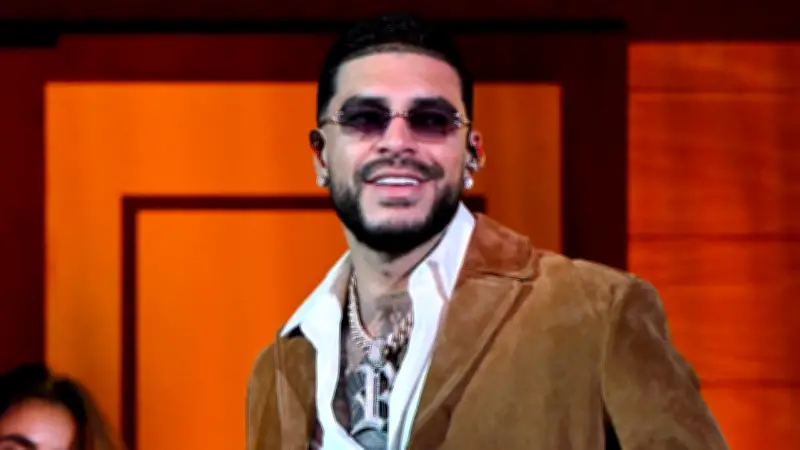 Ryan Castro y J Balvin hablan sobre el chamán en su concierto en el Atanasio