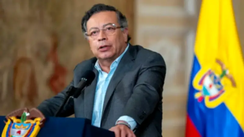 Salvamento de voto busca evitar archivo de caso contra Petro por financiación