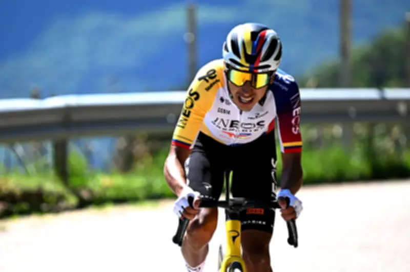 ¿Se acabó la lucha de Egan Bernal en la general del Giro?