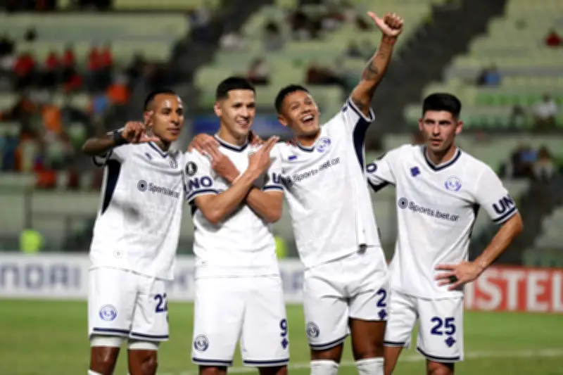 Sebastián Villa brilla en Libertadores y reaviva debate por el Mundial 2026