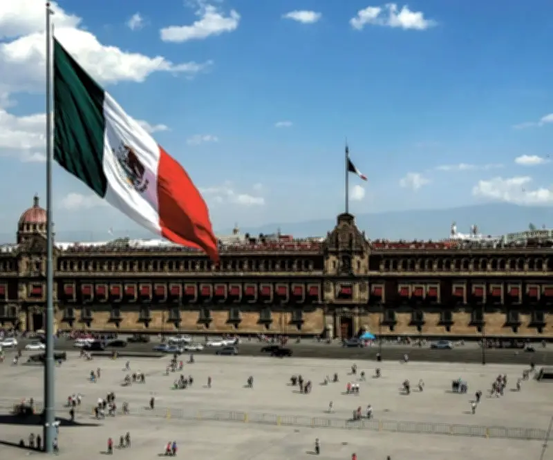 Sismo de magnitud 6 sacude Oaxaca y se siente en Ciudad de México