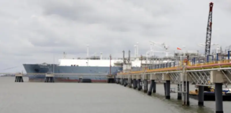 Superservicios multa a SPEC LNG por reportes financieros inexactos