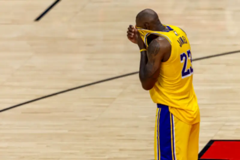 Thunder barren a Lakers 4-0 y avanzan a finales del Oeste