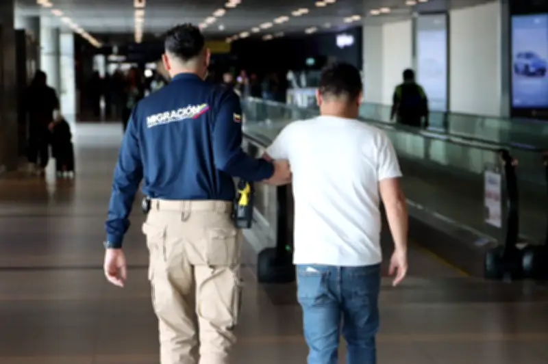 Tribunal absuelve a venezolano: escolta a frontera es clave para expulsión