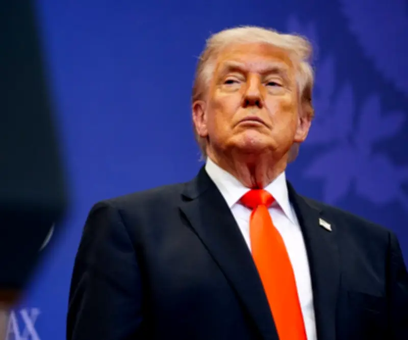 Trump da plazo a la UE hasta el 4 de julio para cumplir acuerdo comercial