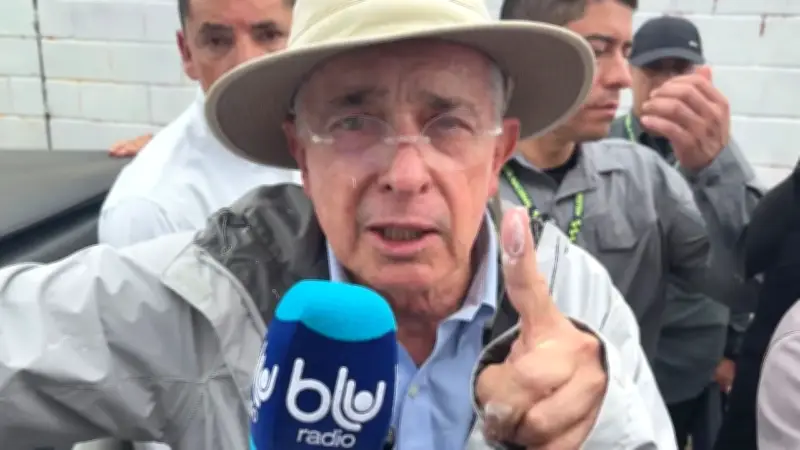 Uribe acusa a Petro y Cepeda por tensión en Rionegro