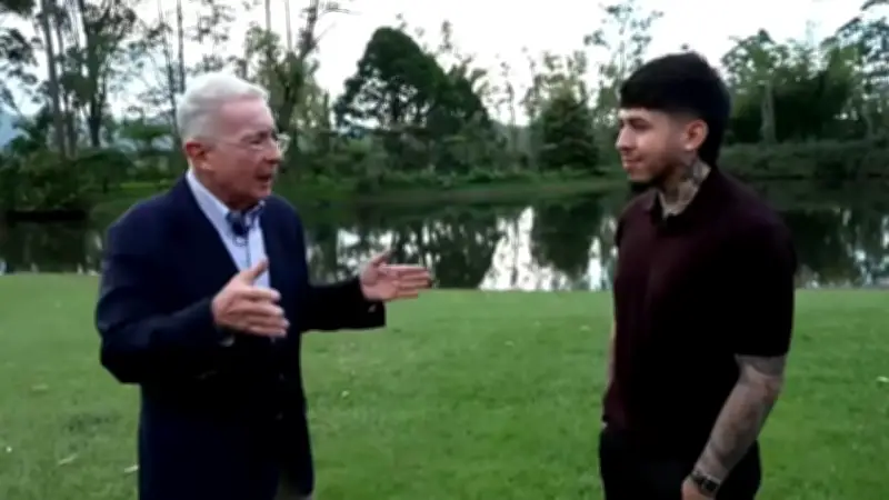 Uribe y Westcol: charla viral sobre política, drogas y familia