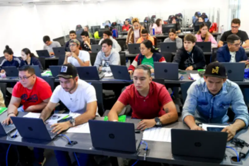 UTS lanza Tecnología en Gestión de Comercio Exterior virtual