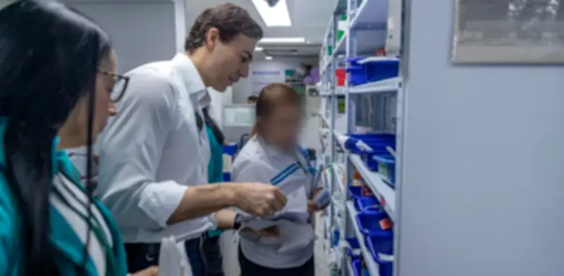 Visita sorpresa revela fallas en dispensario de Cafam en Bogotá