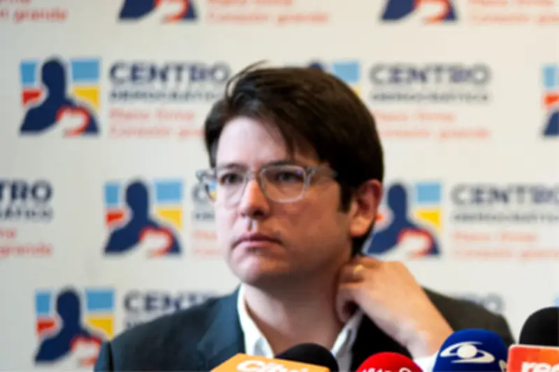 Viuda de Miguel Uribe Turbay respalda a Paloma Valencia para presidenciales 2026