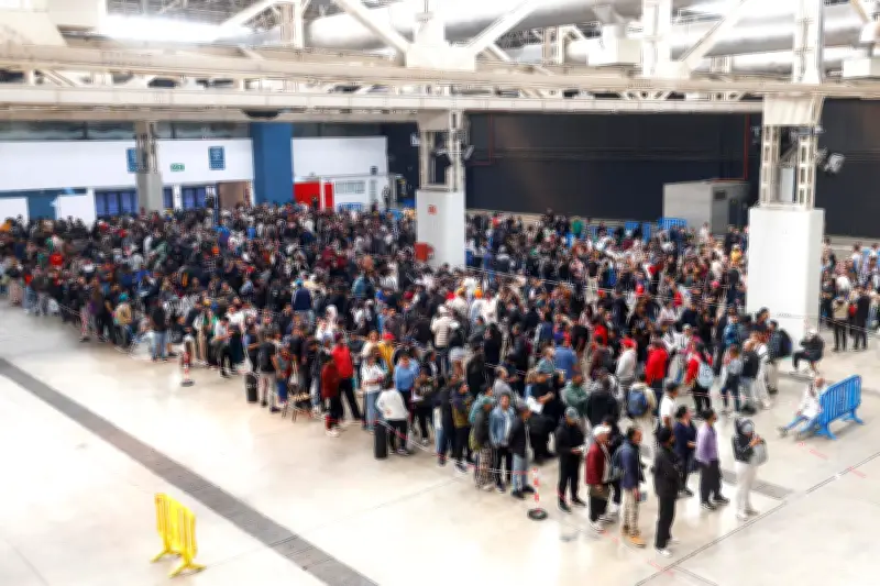 Voluntarios apoyan a migrantes en España para regularización extraordinaria