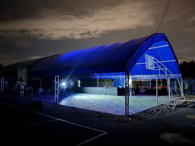 Auge de carpas modulares: ahorro del 50% frente a construcción tradicional