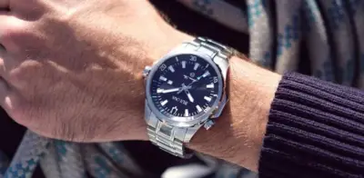 Bulova: la relojería tradicional convive con la tecnología y se fortalece