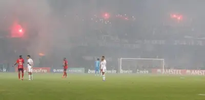 Cancelan partido Medellín vs Flamengo por disturbios en el Atanasio Girardot