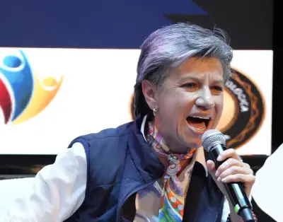Claudia López: 
