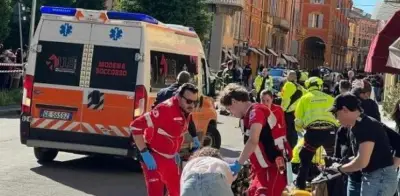Conductor atropella a doce peatones en Módena, Italia; siete graves