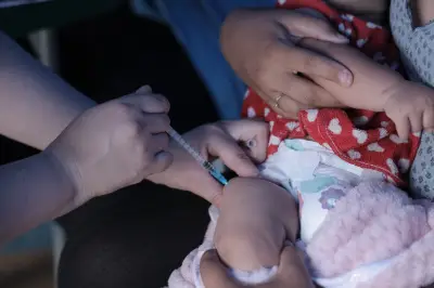 Corte Constitucional: vacunación infantil prima sobre negativa de padres