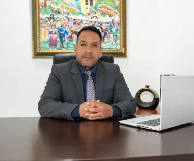 Crisis en frontera con Ecuador: de 300 tractomulas diarias a menos de 20