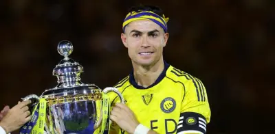Cristiano Ronaldo llora y toca el bombo tras ganar su primer título de Liga en Arabia