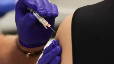 Envejecimiento poblacional: el desafío que redefine la salud en Colombia