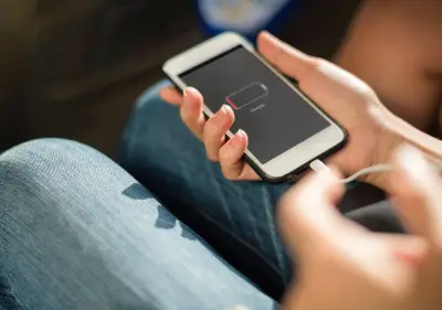 Errores que agotan la batería del celular y cómo evitarlos