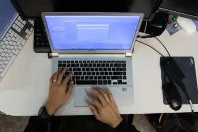 Fibra óptica gratuita llega a Tunjuelito: 51.000 hogares conectados en Bogotá