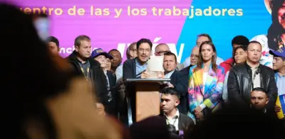 Iván Cepeda recibe apoyo de centrales obreras para primera vuelta