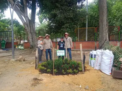 JAC de Lagos II en Floridablanca recupera zonas verdes con apoyo de empresas