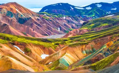 Las 5 montañas de colores imperdibles para visitar en Colombia