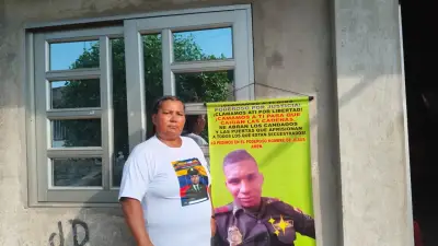 Madre de policía secuestrado en Cauca pide a Petro no abandonarlos
